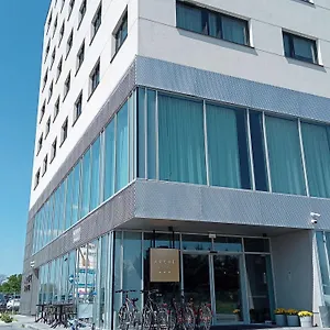 Arche Airport Hotell